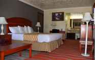 Bedroom 6 Travelodge Inn & Suites by Wyndham Norman