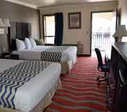 Bedroom 4 Travelodge Inn & Suites by Wyndham Norman