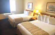 Bedroom 6 Travelodge by Wyndham Grand Island