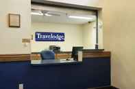 Lobi Travelodge by Wyndham Grand Island