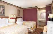 Kamar Tidur 7 Days Inn by Wyndham Lexington