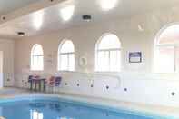 Swimming Pool Americas Best Value Inn & Suites St. Louis, St. Charles Inn