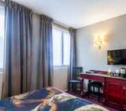 Bedroom 2 Best Western Saint Louis - Grand Paris Vincennes