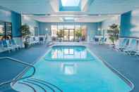 Swimming Pool Four Points by Sheraton Boston Logan Airport Revere