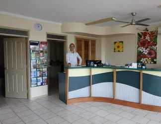 Lobby 2 Tropical Queenslander