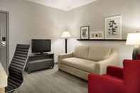 Ruang untuk Umum Country Inn & Suites by Radisson, Louisville East, KY