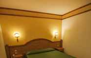 Bilik Tidur 7 Grand Hotel Misurina