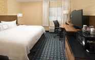 Phòng ngủ 7 Fairfield Inn & Suites Albany East Greenbush