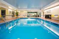 Swimming Pool Fairfield Inn & Suites by Marriott Boston Milford