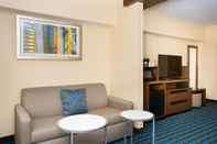 Common Space Fairfield by Marriott Inn & Suites Raynham Middleborough/Plymouth