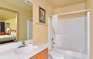 Toilet Kamar 6 Americas Best Value Inn Lakewood Tacoma S