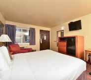 Bedroom 5 Americas Best Value Inn Lakewood Tacoma S