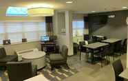 Lobi 7 Microtel Inn & Suites by Wyndham Inver Grove Heights/Minneap