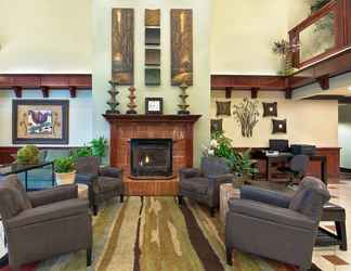 Lobby 2 Oxford Suites Spokane Valley