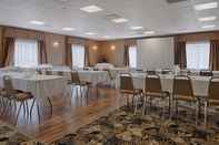 Functional Hall Best Western Grande Prairie Hotel & Suites