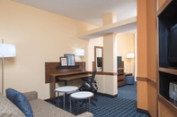 Functional Hall Fairfield Inn & Suites Columbus East