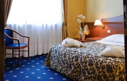 Kamar Tidur 2 Novo Hotel Rossi