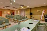 Functional Hall Best Western Hotel Tritone