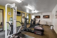 Fitness Center Quality Inn & Suites at Coos Bay