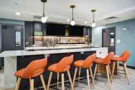 Bar, Kafe, dan Lounge Holiday Inn Allentown-bethlehem, an IHG Hotel