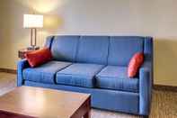 Common Space Comfort Inn & Suites Grafton - Cedarburg