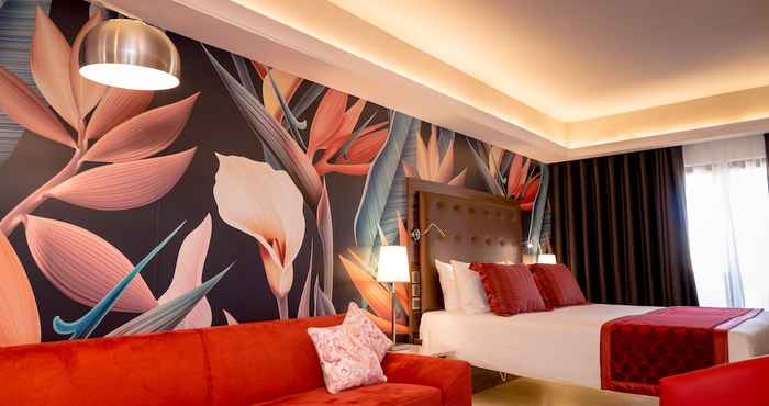 Kamar Tidur AX The Victoria Hotel