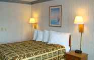 Bedroom 5 Sunset Inn Lake Oroville