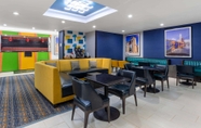 ล็อบบี้ 7 La Quinta Inn & Suites by Wyndham Columbus West - Hilliard