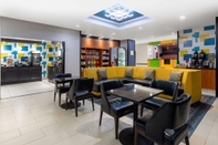 ล็อบบี้ La Quinta Inn & Suites by Wyndham Columbus West - Hilliard