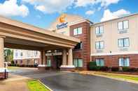 Luar Bangunan Comfort Inn & Suites Pine Bluff