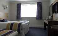 Bedroom 7 Best Western Gatwick Skylane Hotel