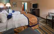 Bedroom 5 Best Western Plus Berkshire Hills Inn & Suites