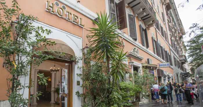 Bangunan Hotel Giubileo