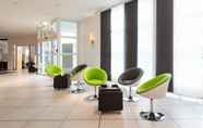 Lobi 4 Courtyard by Marriott Dortmund