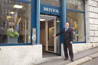 Luar Bangunan Bristol Hotel