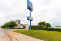 Exterior Motel 6 Dallas, TX - Northeast