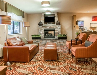 Lobby 2 Comfort Inn & Suites Los Alamos