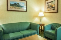 Common Space Comfort Inn & Suites Los Alamos