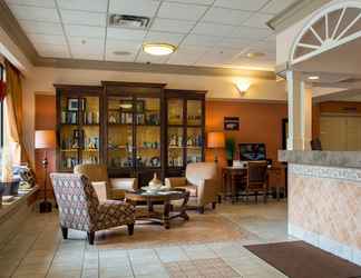 Lobby 2 Maritime Inn Antigonish