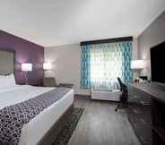 Kamar Tidur 5 La Quinta Inn & Suites by Wyndham Roanoke Salem
