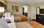 Bedroom 6 Comfort Inn Grapevine Near DFW Airport