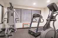 Fitness Center Baymont by Wyndham Eau Claire WI