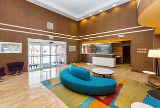 Lobby 4 Fairfield Inn and Suites by Marriott Des Moines West