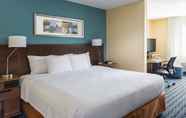 Bedroom 6 Fairfield Inn & Suites by Marriott Chicago Naperville/Aurora