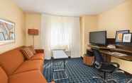 Common Space 2 Fairfield Inn & Suites Houston Westchase