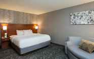 Bedroom 2 Courtyard by Marriott Boston Westborough