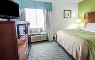 Bedroom 2 Comfort Inn Shepherdsville - Louisville South