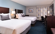 Bedroom 6 Best Western St. Clairsville Inn & Suites