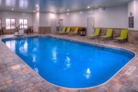 Swimming Pool Best Western St. Clairsville Inn & Suites