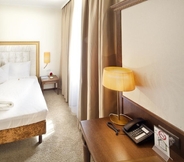 Bedroom 3 Best Western Plus Hotel Goldener Adler